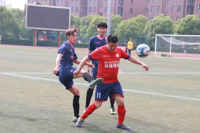 夸梅：詹姆斯不需要韦德？他每年都需要新队友 卡鲁索早受够他了